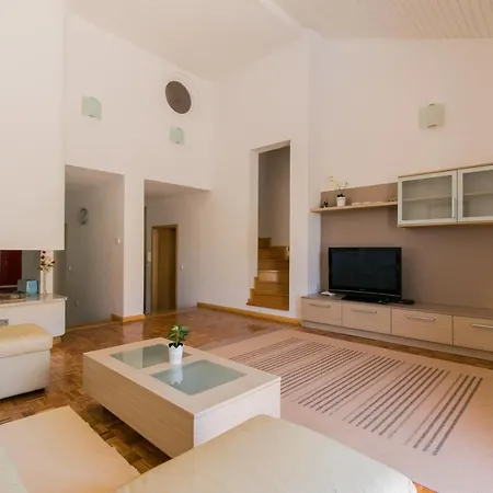 Nyaraló House Danka *