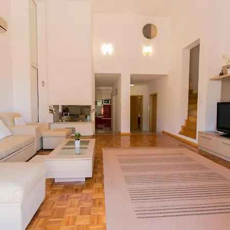 Nyaraló House Danka