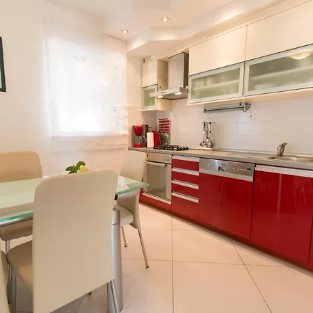 Feriehus Holiday House Danka Sukošan