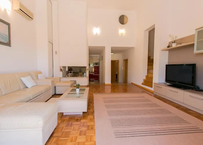 Feriehus Holiday House Danka