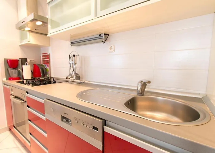 Holiday House Danka Feriehus Sukošan