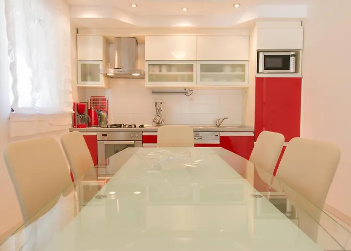 Feriehus Holiday House Danka *