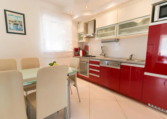 Feriehus Holiday House Danka Sukošan