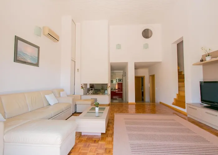 Feriehus Holiday House Danka